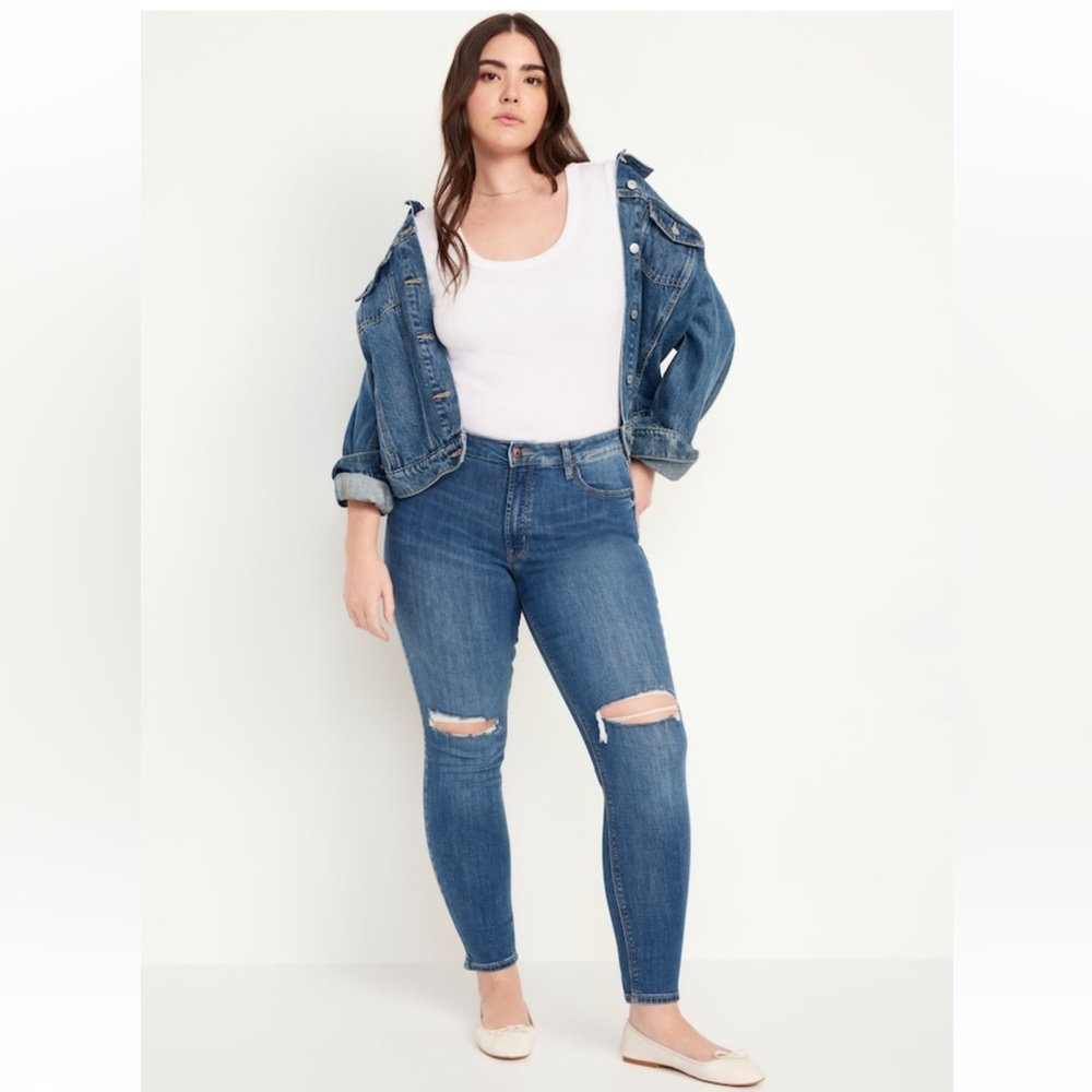 Old Navy Rockstar Distressed Skinny Jeans